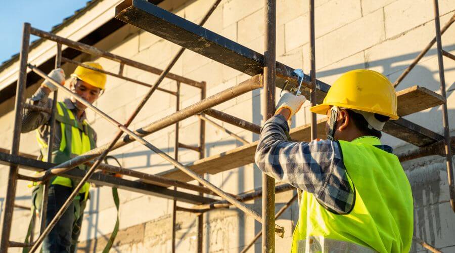 Professional gutter cleaning in Drayton, ND